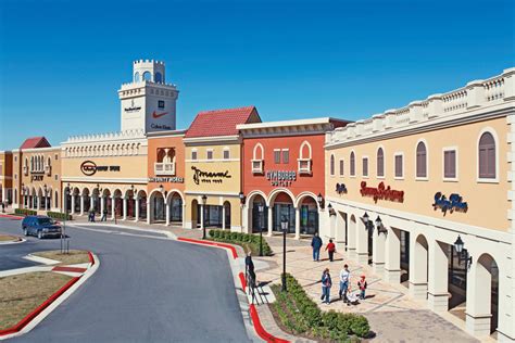 san marcos premium outlets locations.